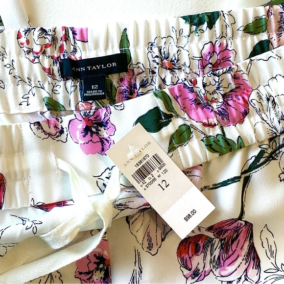 NWT Ann Taylor Floral Straight Leg Slacks, Size: 12 - Picture 4 of 9